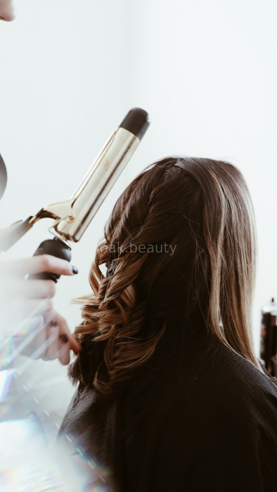 Salon Atmosphere